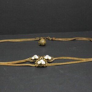 VTG Gold Tone Jeweled Belt Hollywood Regency Aesthetic Movement Style Jewelry